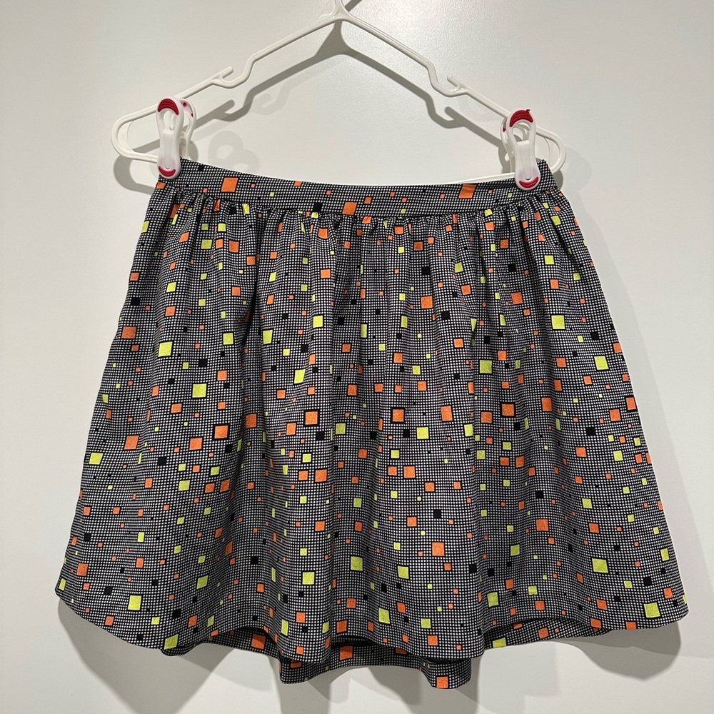 Chic Geometric Skirt eric + lanai